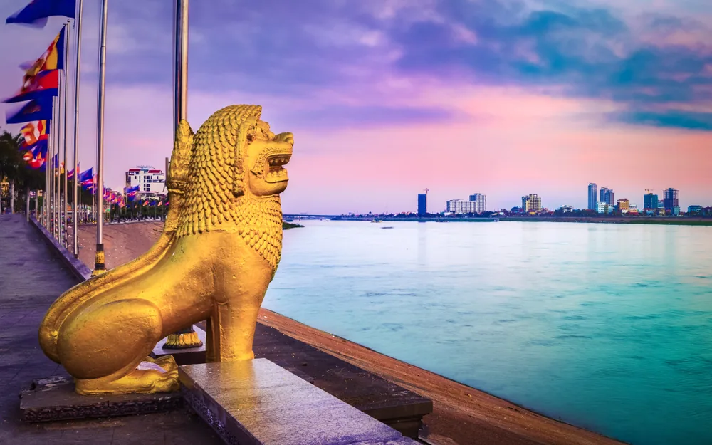 Sisowath Quay, Phnom Penh