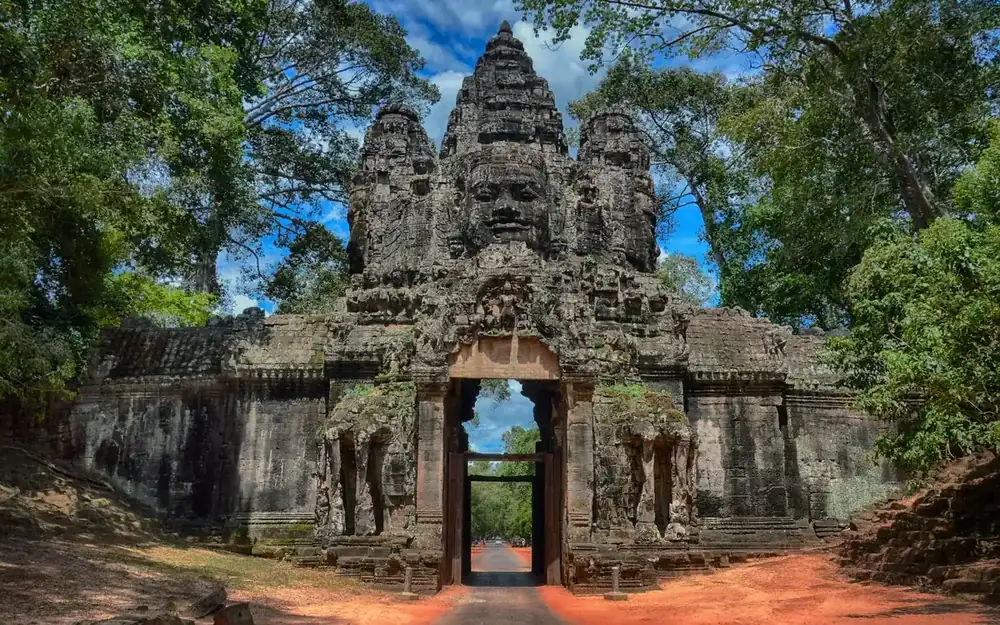 Angkor Thom south gate